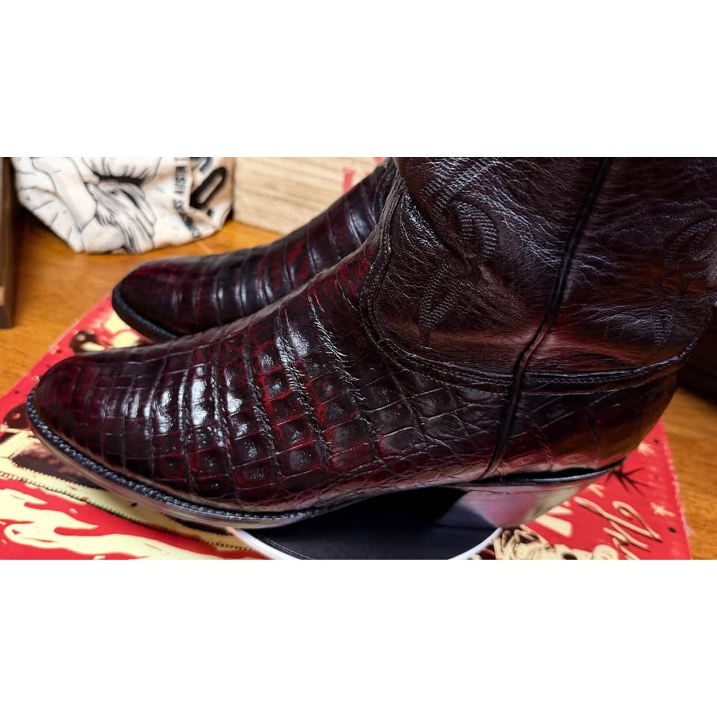 🐊LUCCHESE CLASSICS HANDMADE CAIMAN BOOTS — BLACK CHERRY | SIZE 11 D