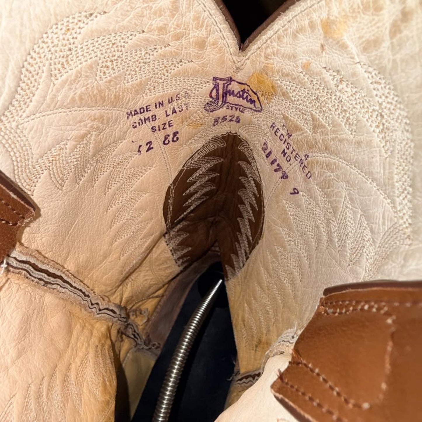 Vintage Justin Elephant Boots in 12