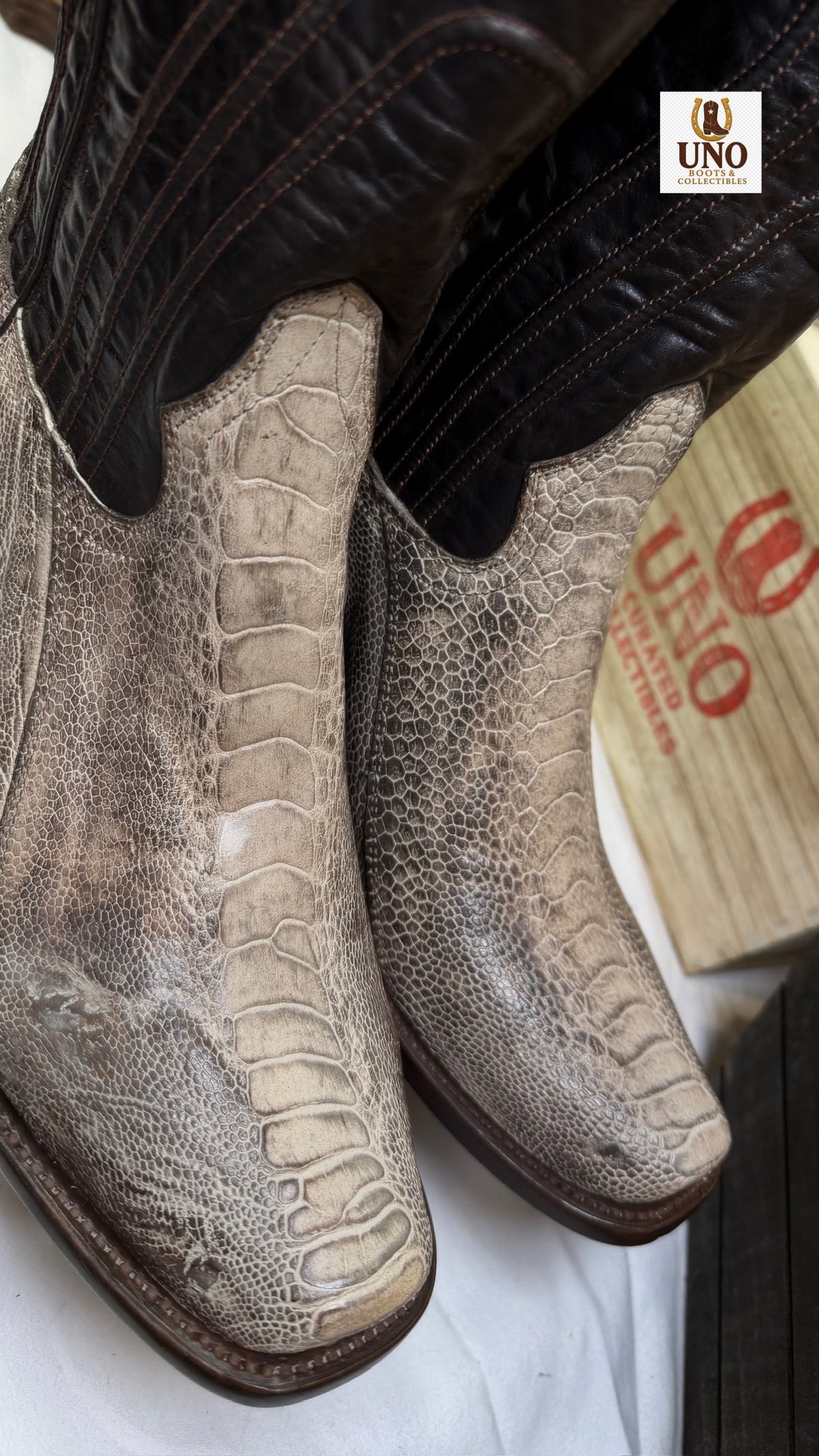 Men’s Genuine Ostrich Leg Cowboy Boots — Handmade El Paso TX — Size 9