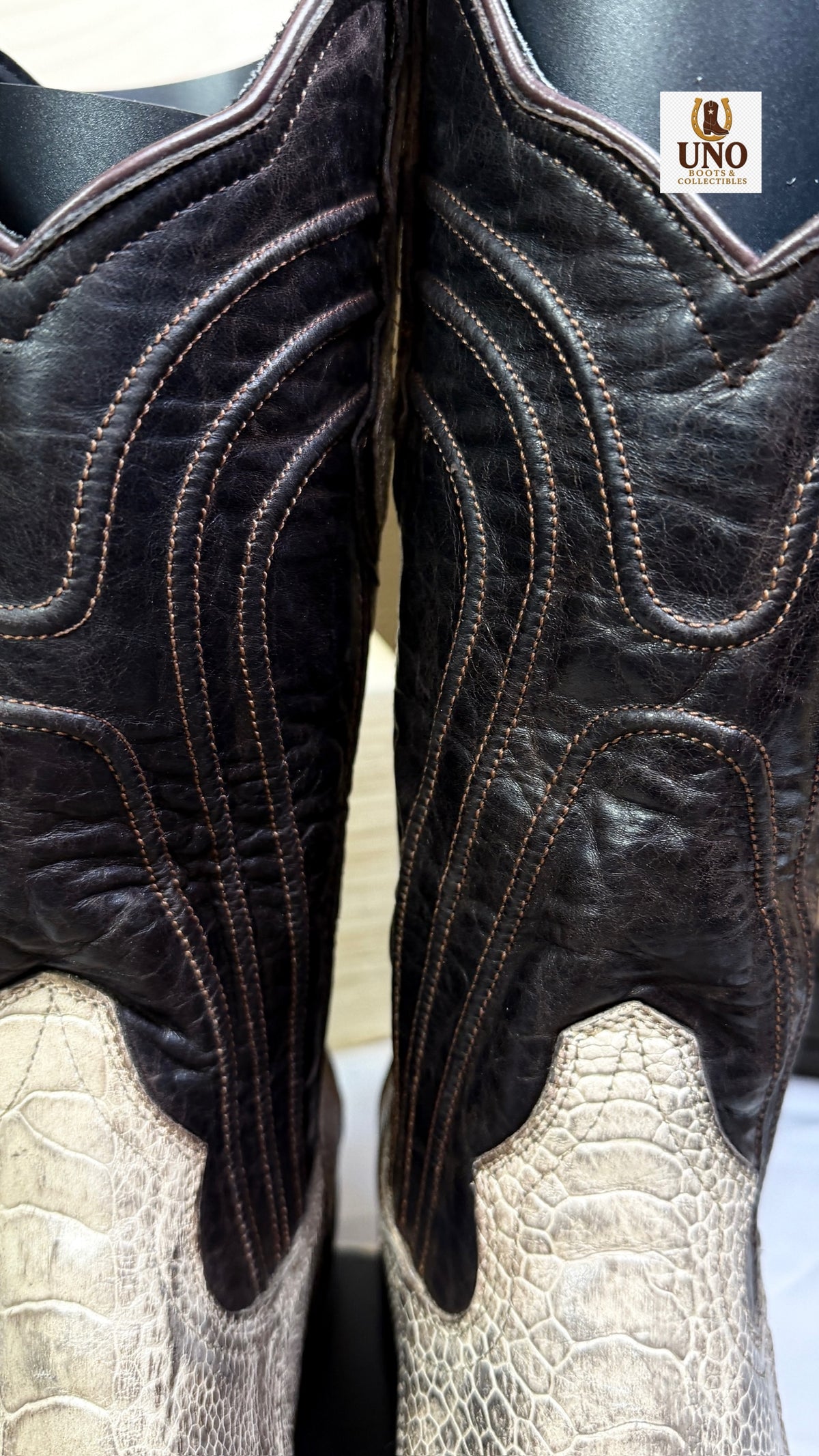 Men’s Genuine Ostrich Leg Cowboy Boots — Handmade El Paso TX — Size 9