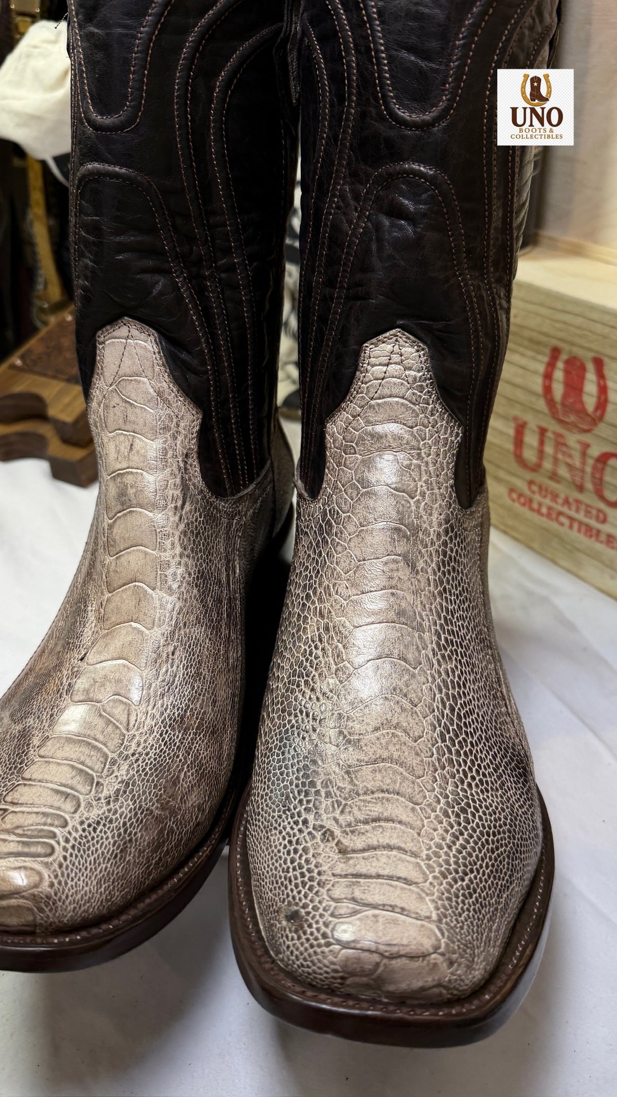 Men’s Genuine Ostrich Leg Cowboy Boots — Handmade El Paso TX — Size 9