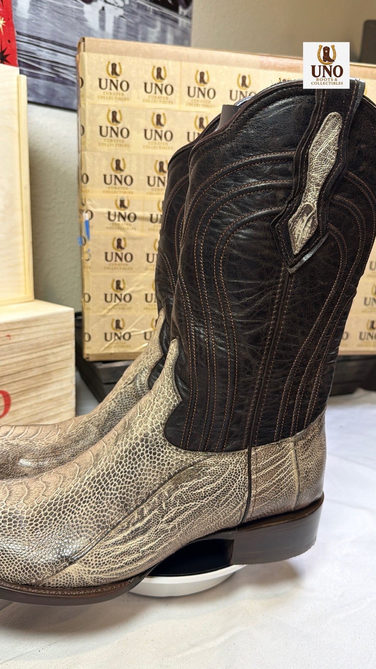 Men’s Genuine Ostrich Leg Cowboy Boots — Handmade El Paso TX — Size 9