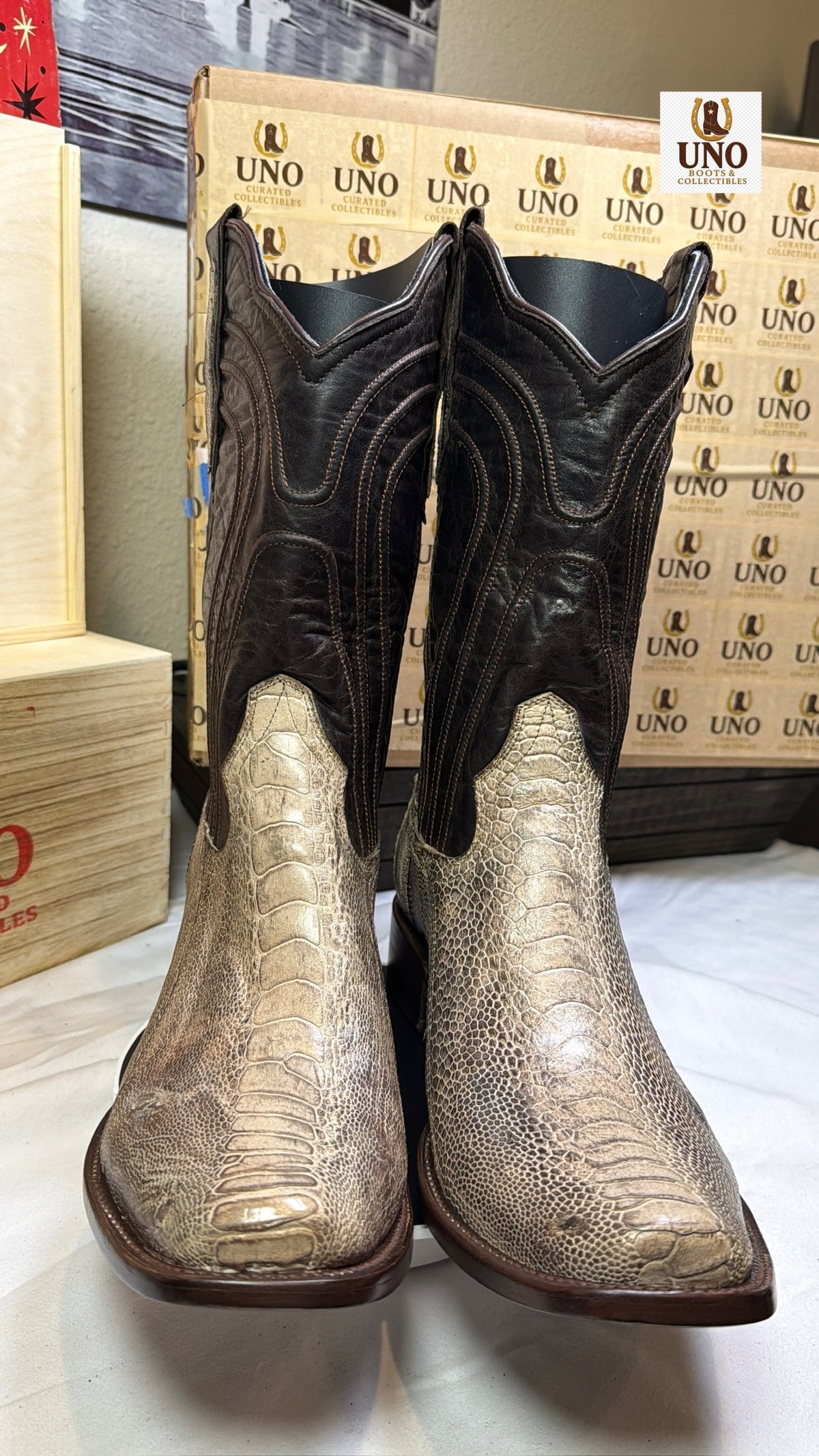 Men’s Genuine Ostrich Leg Cowboy Boots — Handmade El Paso TX — Size 9