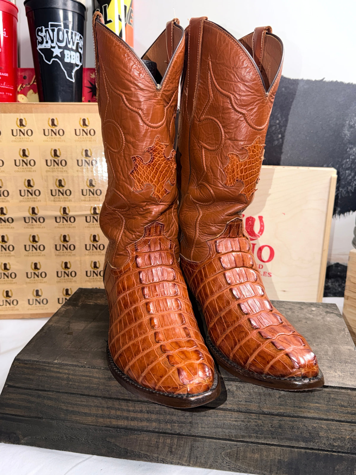 Handmade Cognac Caiman Hornback Tail Cowboy Boots – Men's 11EE – Exotic Western Boots - Image 6