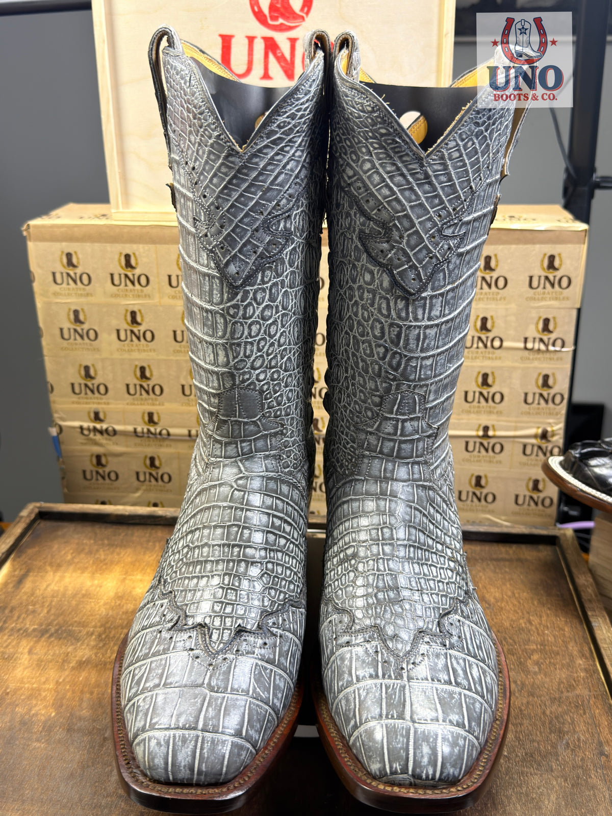 Crocodile Boots – Majestic Style, Scalloped Wingtip & Collar – Antique Gray – Men's 11.5D – Brand New - Image 4