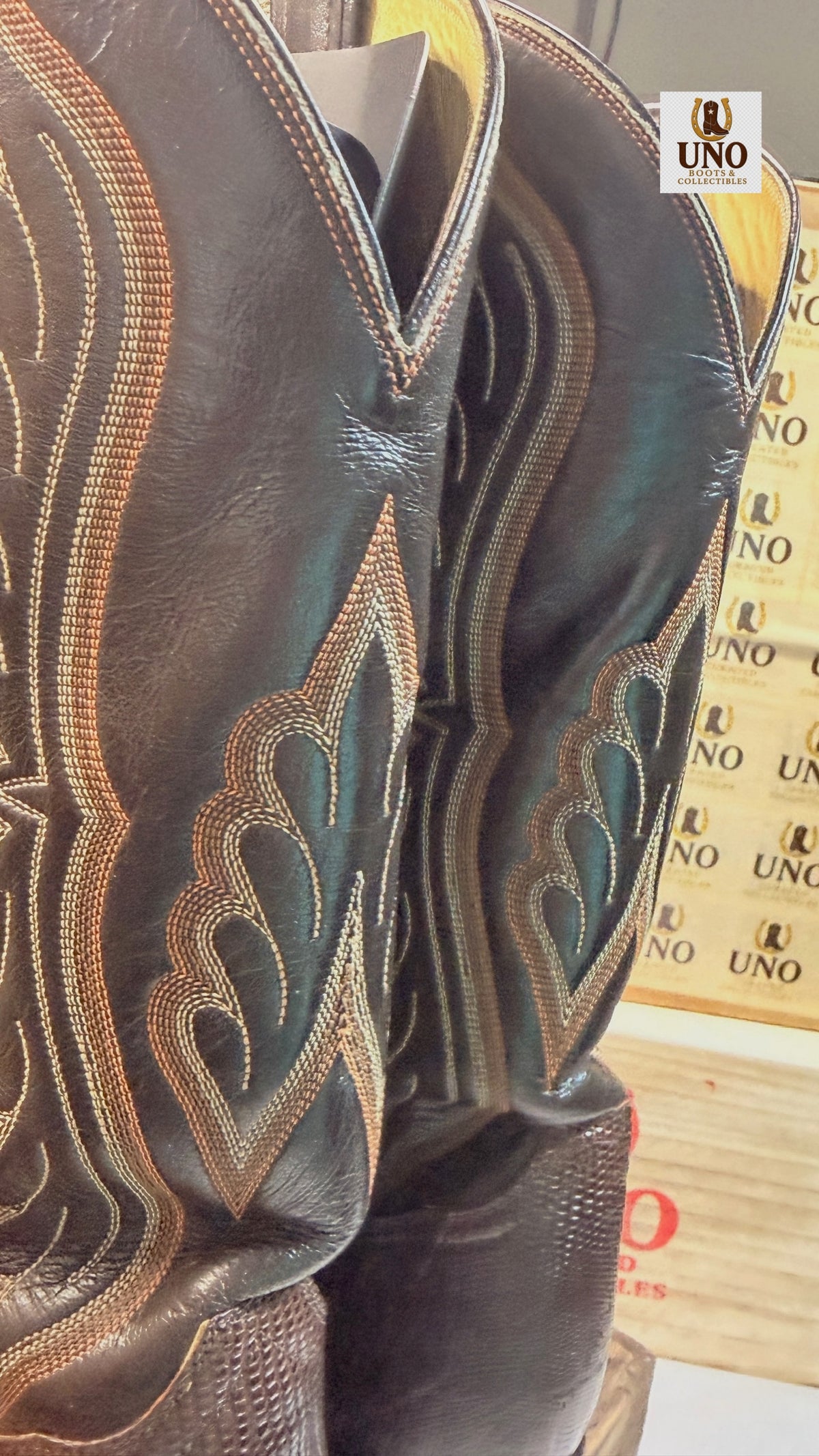 Exotic Tony Lama Brown Lizard Boots -10.5E - Image 4