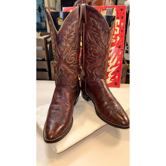 Vintage Justin Boots-Brown-Wine color-11.5D