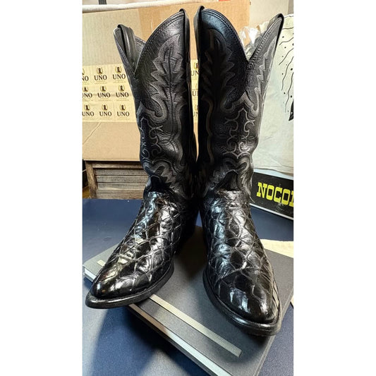 Pre-ban Exotic Ant’s - Justin 8.5D - Black Cherry