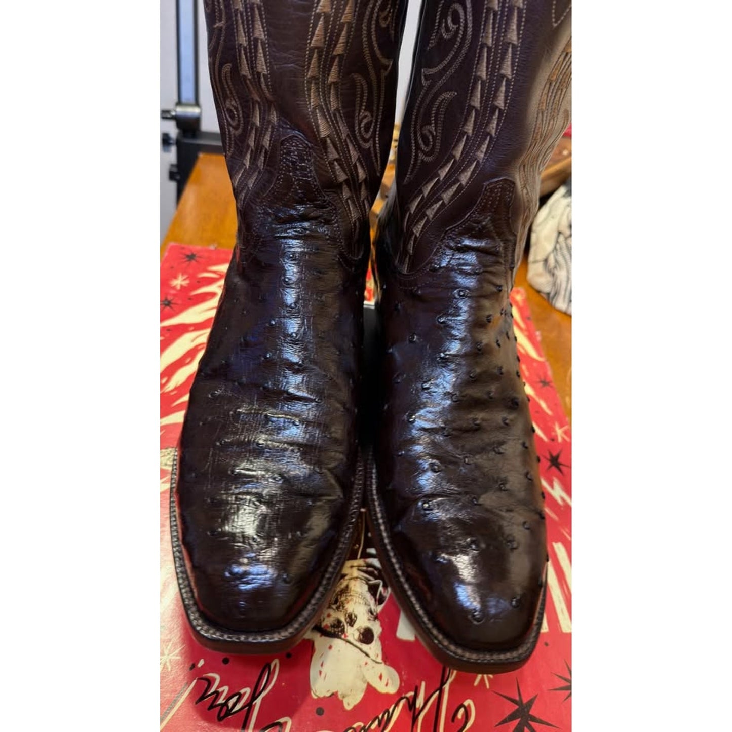 🐧LUCCHESE CLASSICS HANDMADE FULL QUILL OSTRICH BOOTS — DARK CHOCOLATE | SIZE 11 | MADE IN USA