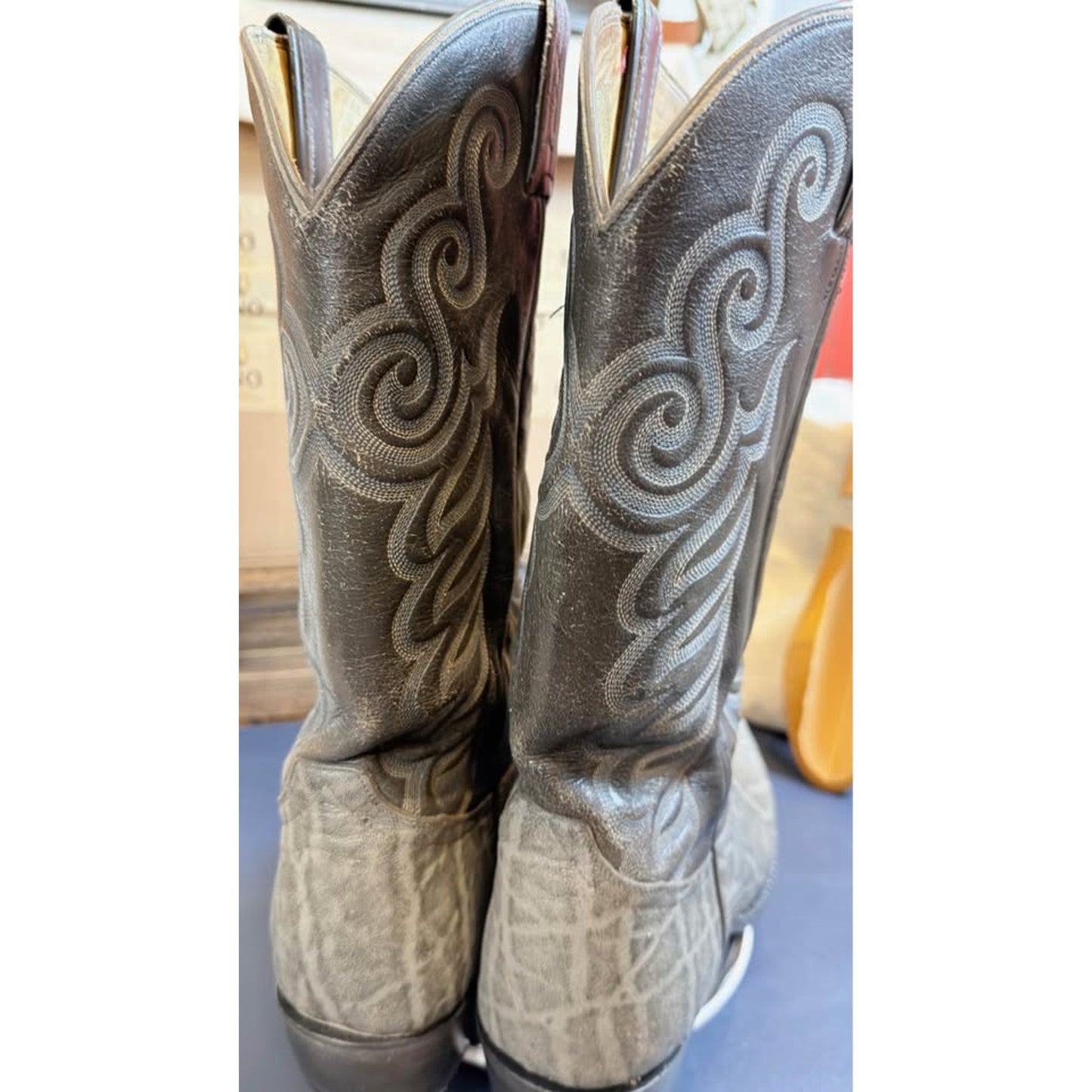 Tony Lama Grey Elephant Boots – Size 12D (Fits 11.5) 🔥