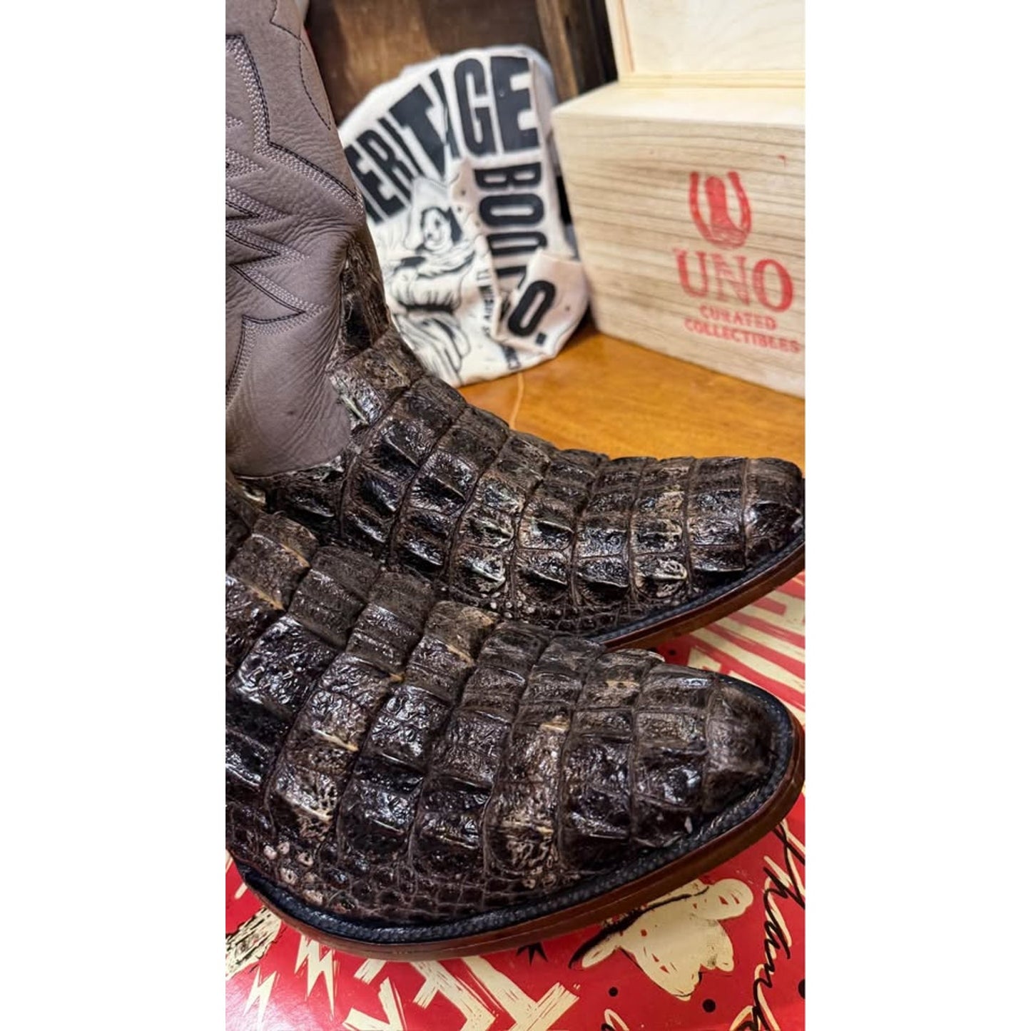 🐊 GENUINE NATURAL HORNBACK EXOTIC WESTERN BOOTS — SIZE 11.5D