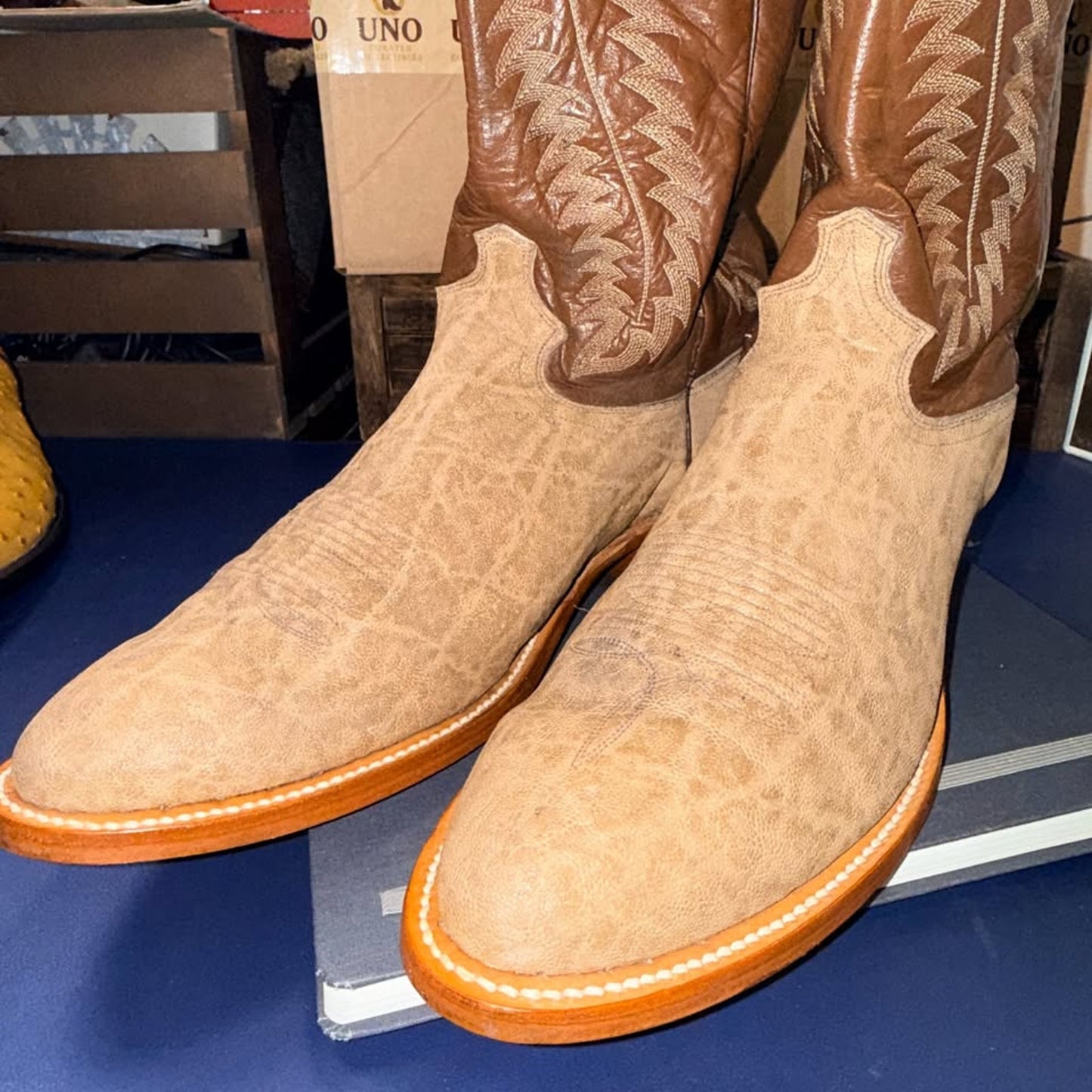 Vintage Justin Elephant Boots in 12