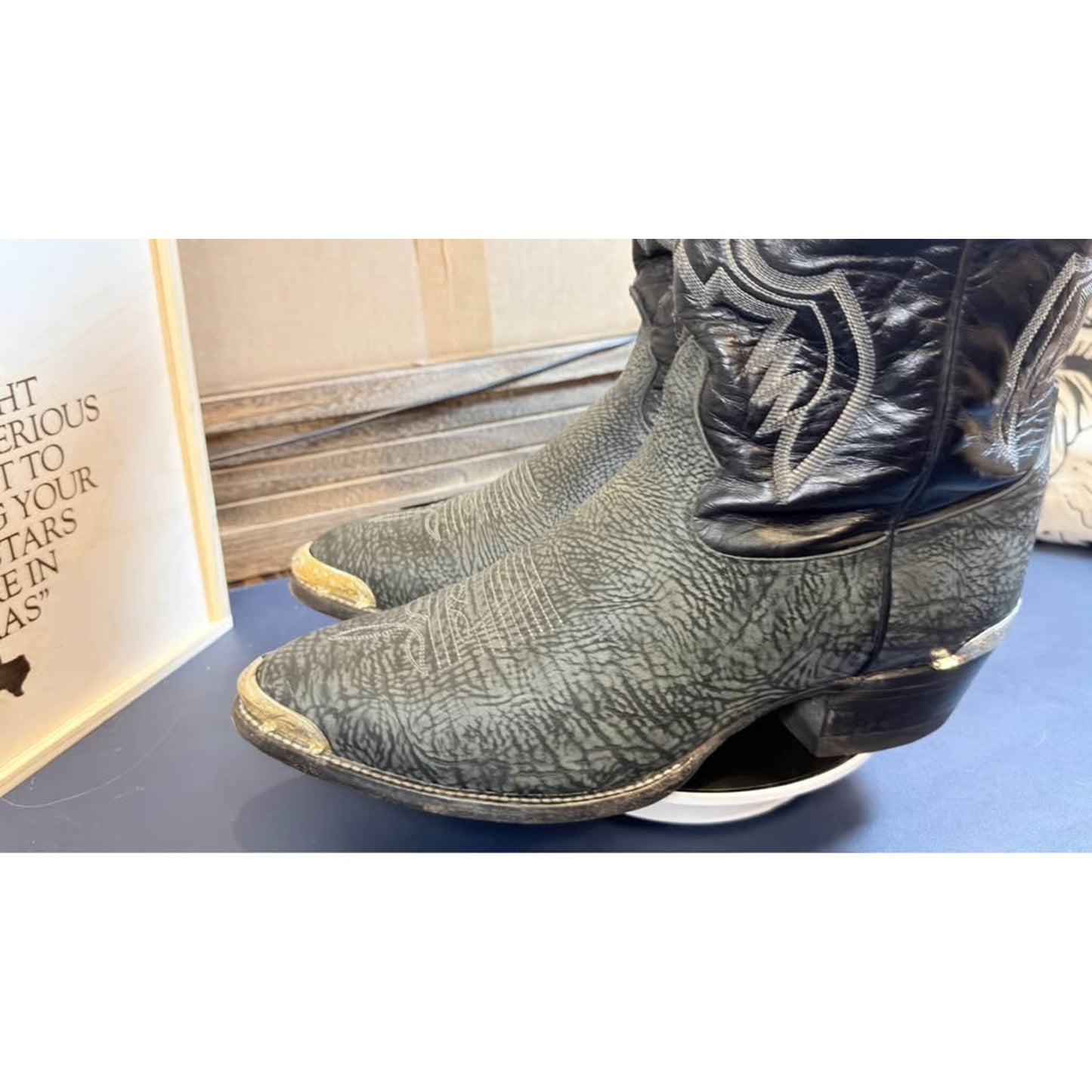 Tony Lama Bullhide Boots – 10.5D 🤠