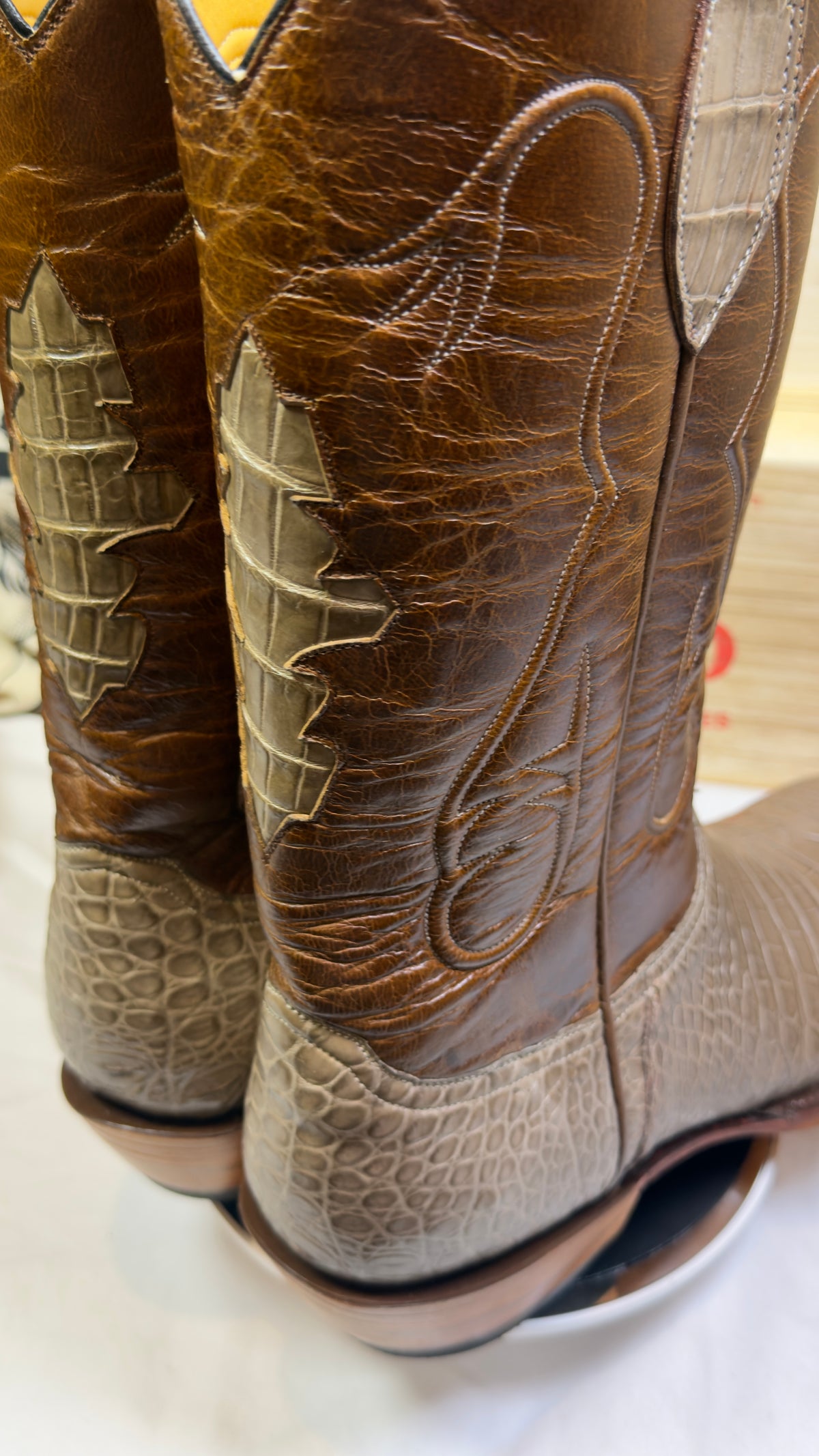 Men’s Genuine Alligator Cowboy Boots — Size 11.5 — Brand New