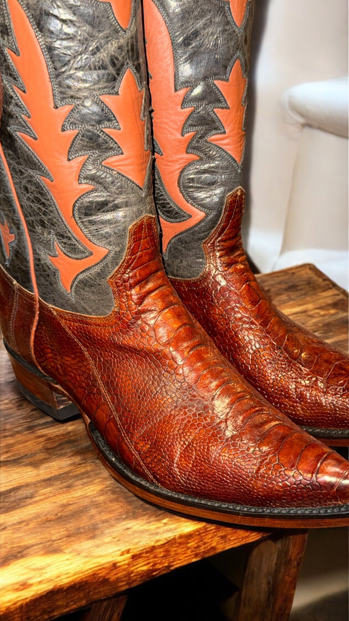 NEW-Handmade Ostrich Leg-11D