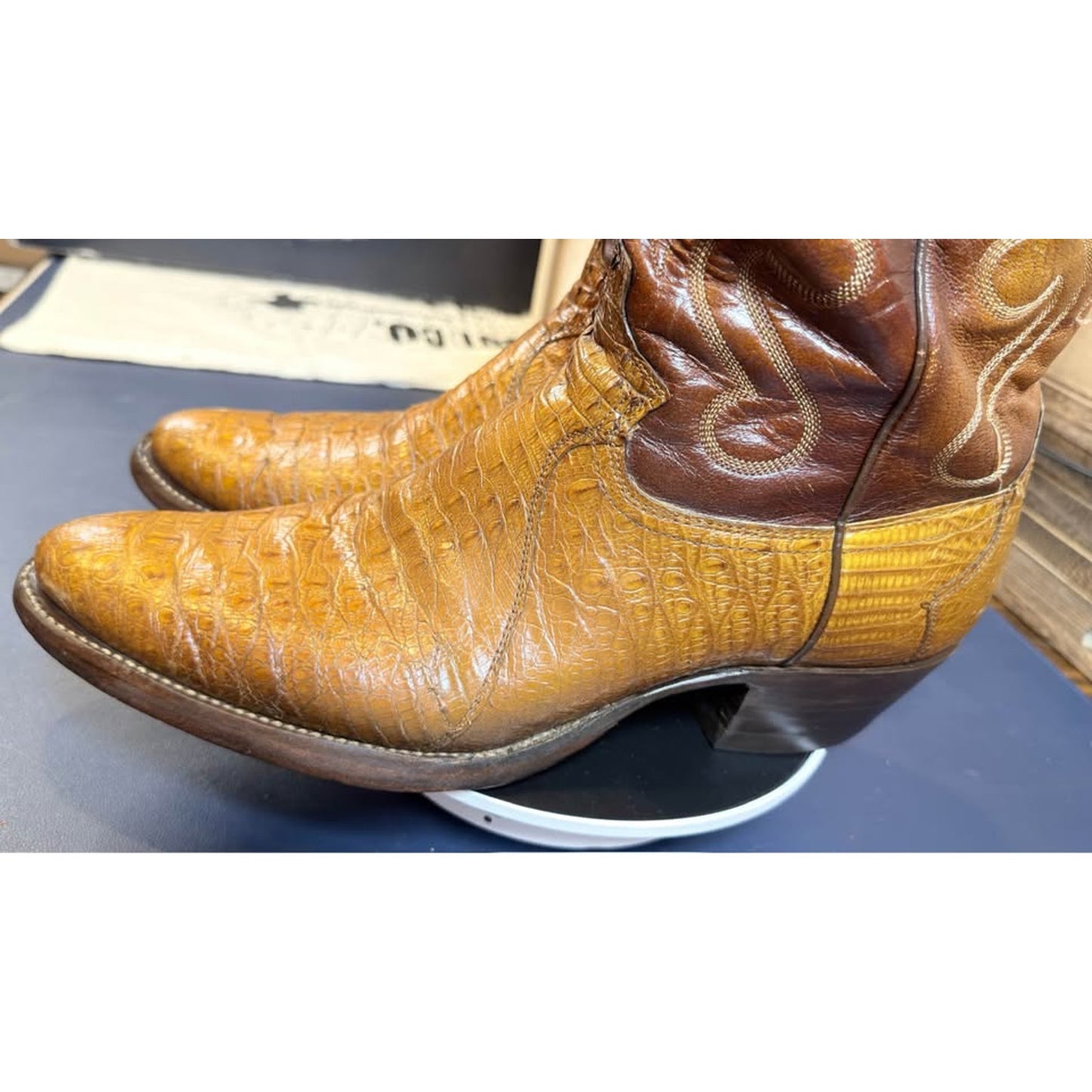 Justin Hornback Lizard Boots – Rare Honey Color – Size 10B (Fits 9D)