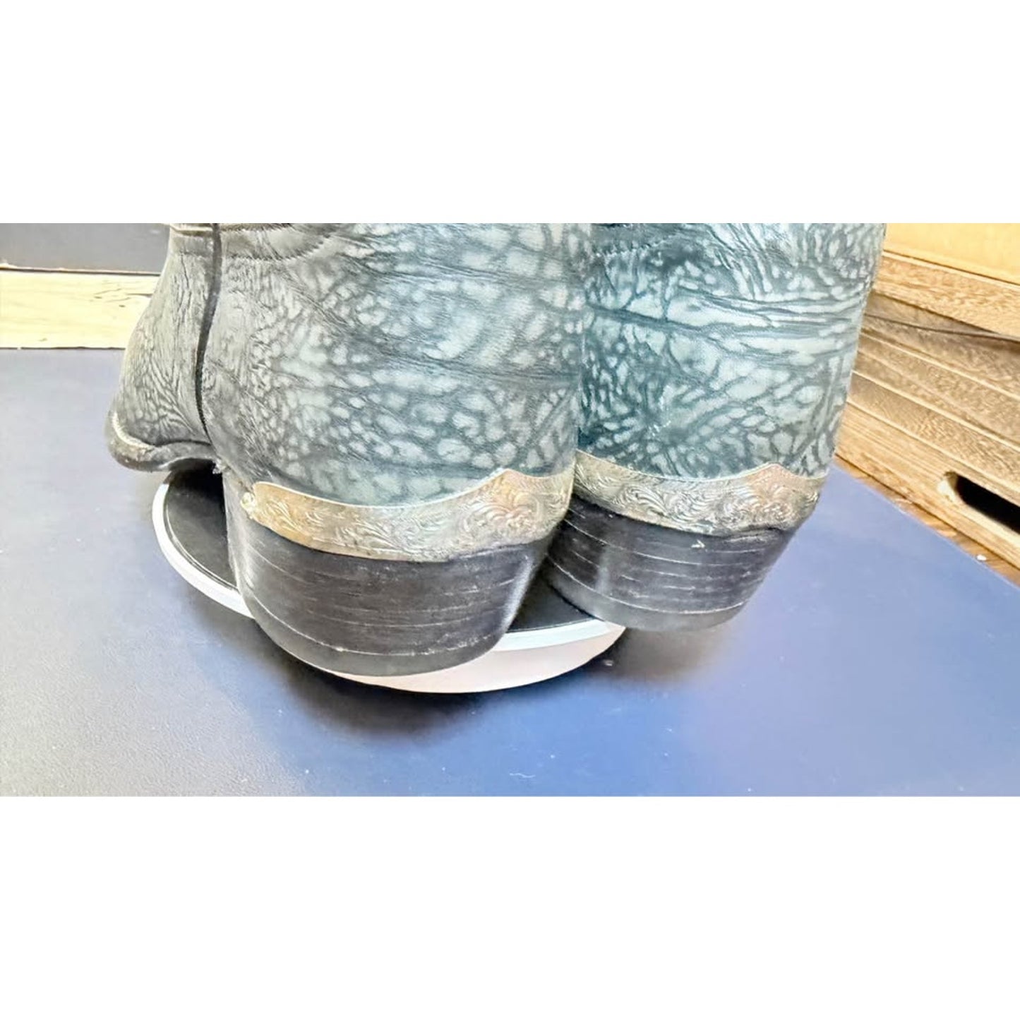 Tony Lama Bullhide Boots – 10.5D 🤠