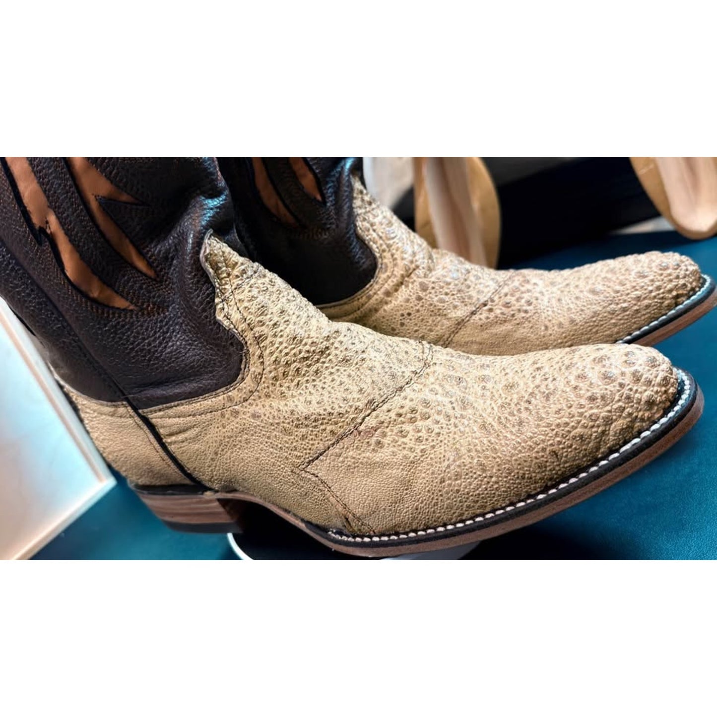 🐸 Custom Handmade African Bullfrog Western Boots – Size 11.5 | Brought to you by Uno Boots