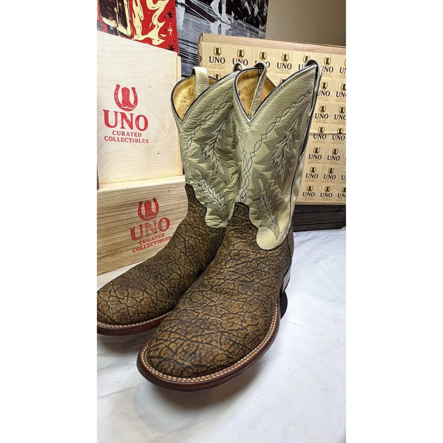 🐘 Tony Lama Elephant Leather Boots — Cream Shaft — Size 10.5 E — Used, Excellent Condition