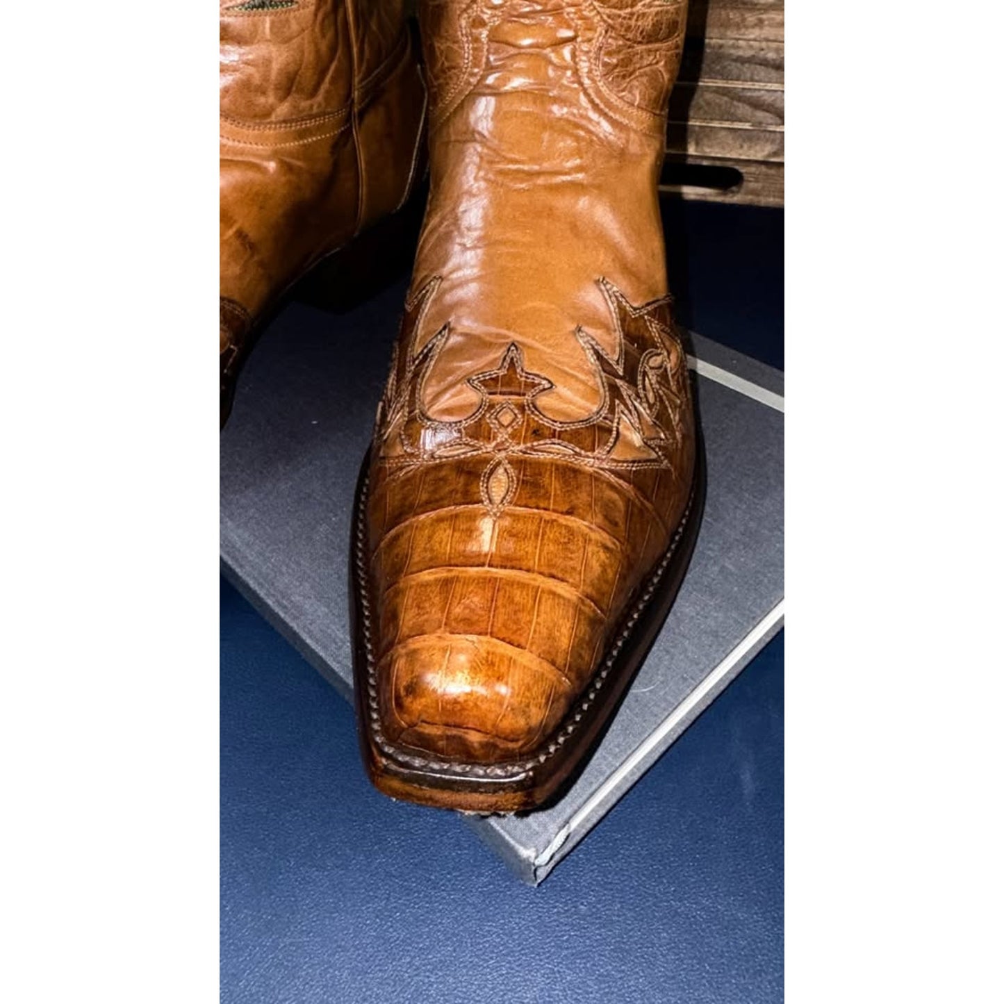 Old Gringo Handmade Boots - Inlay with Gator - 13D