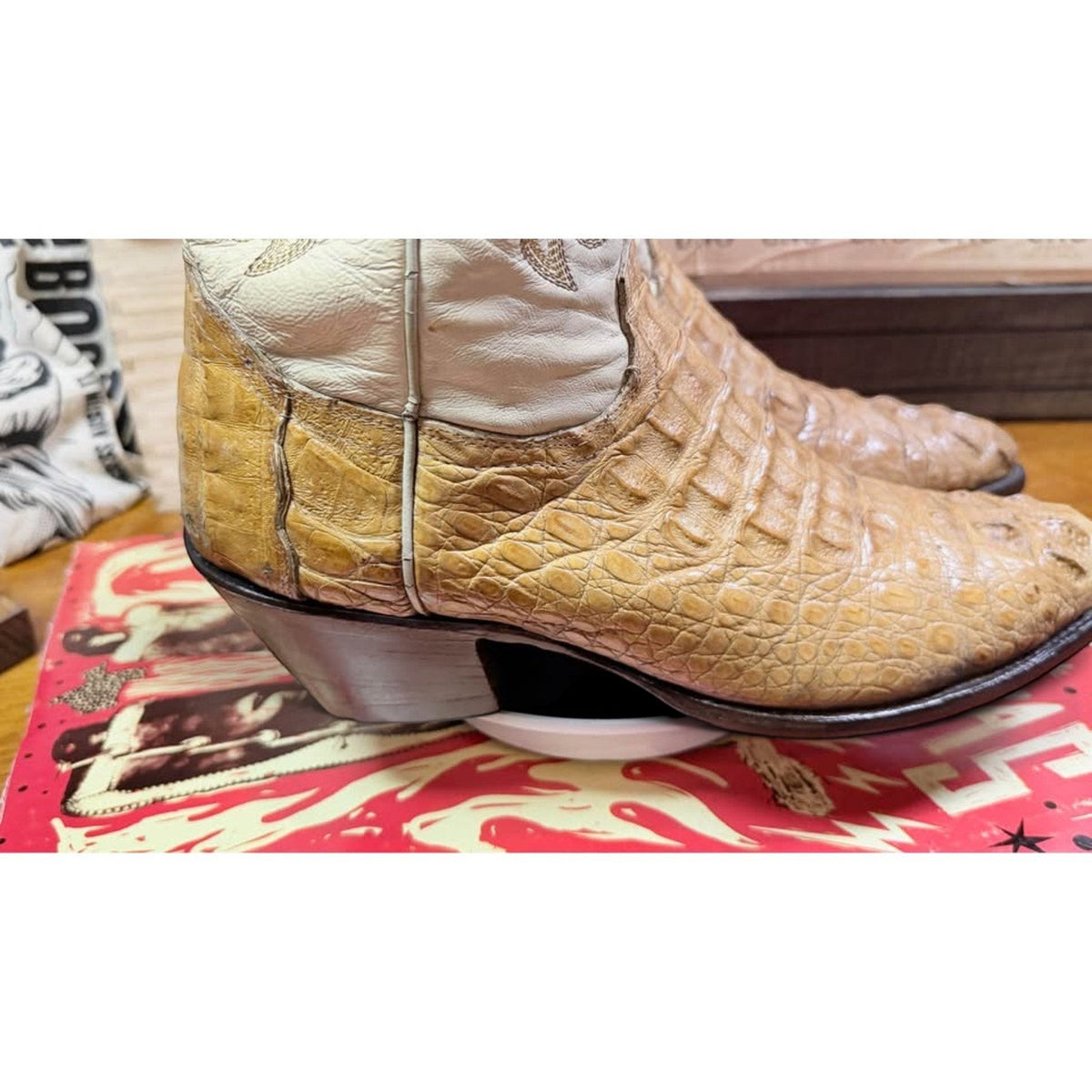 UNO Boots & Collectables honey amber caiman hornback western boots with cream leather shaft and gold embroidery